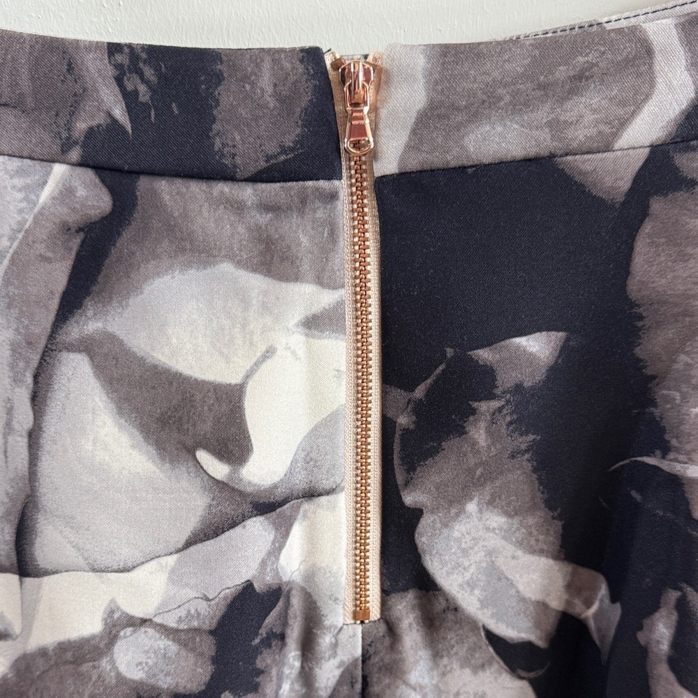 Mossimo Supply Co. Monochrome Leaf Print Mini Skirt - Picture 4 of 6